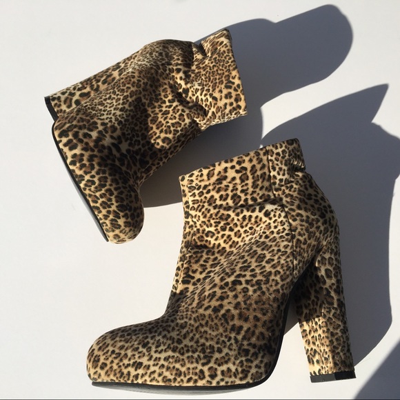 Diba Shoes - Leopard Print Suede Ankle Booties